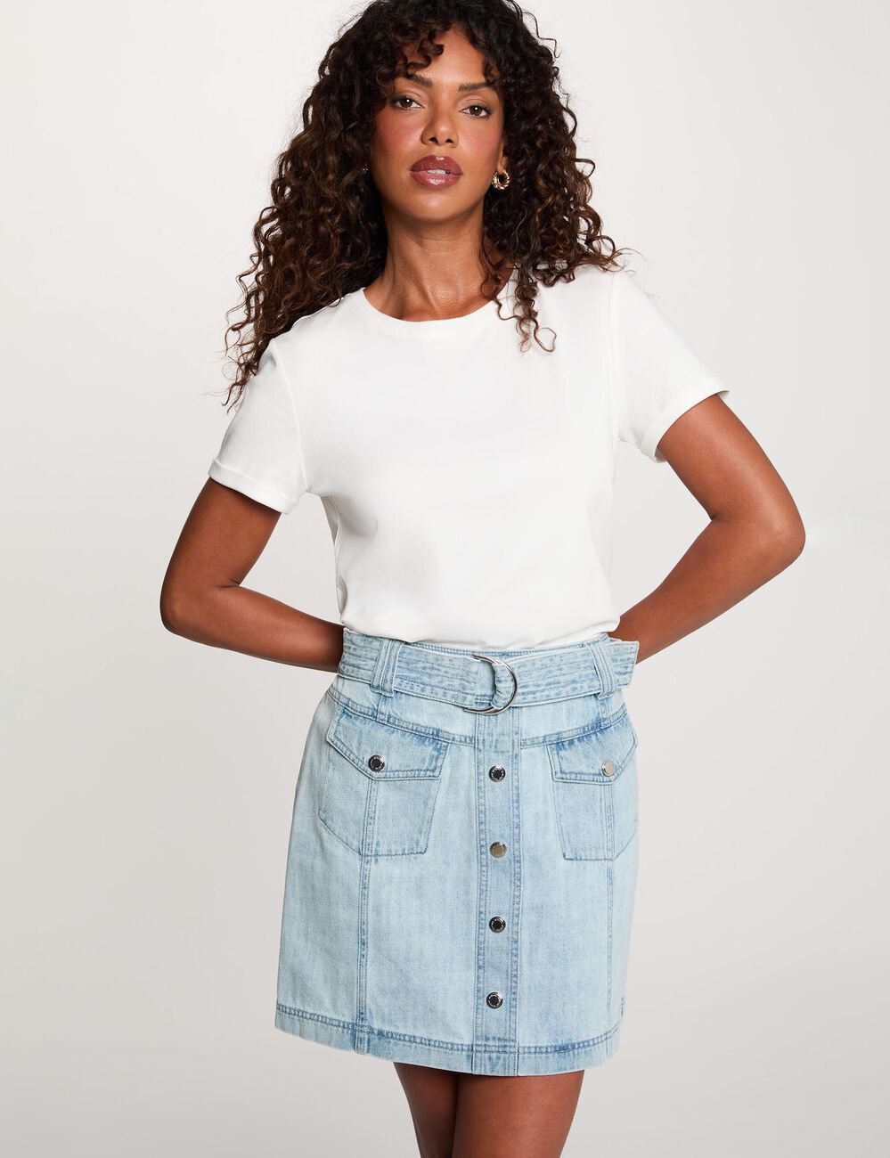 Korte jeansrok gebleekt denim vrouw