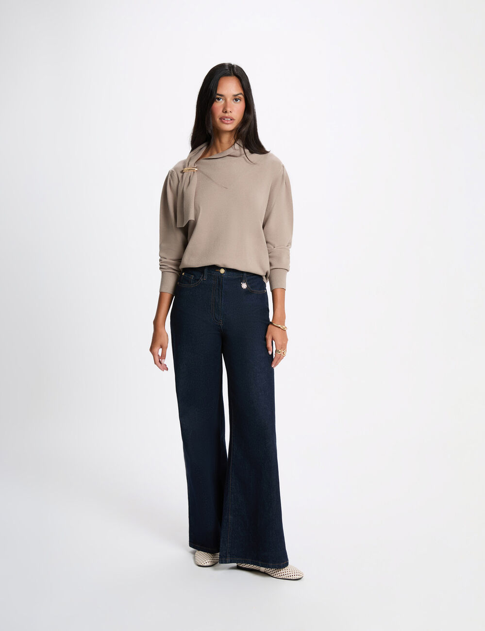 Pull col montant manches bouffantes taupe femme