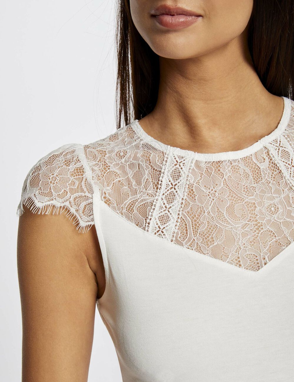 T-shirt met korte mouwen van kant ivoor vrouw