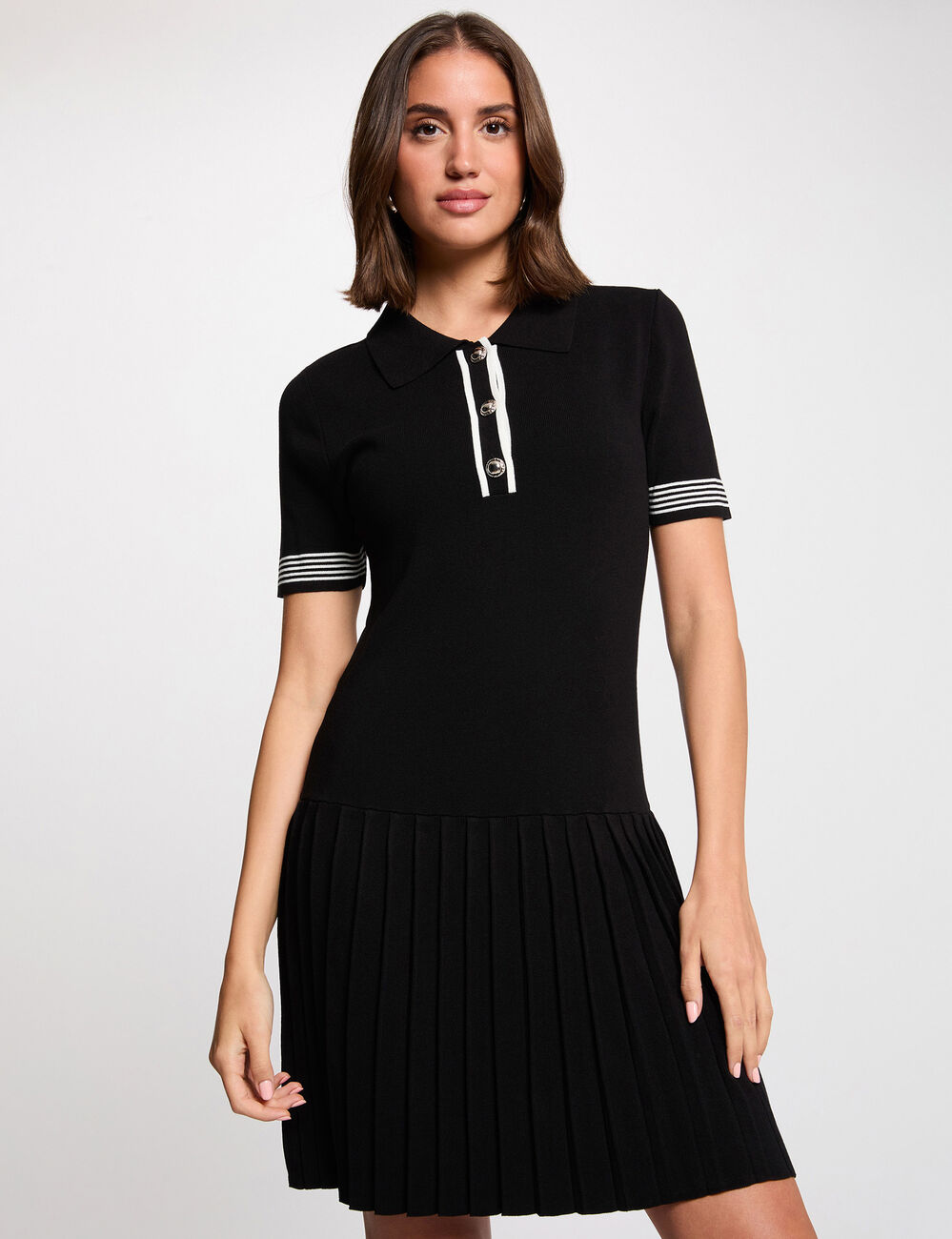Robe courte col polo noir femme