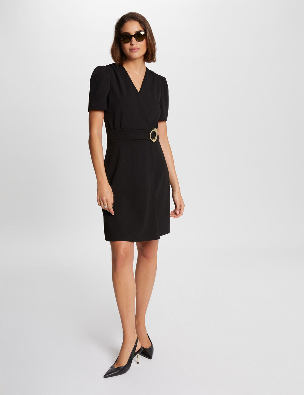 Robe courte cintr&eacute;e drap&eacute;e noir femme