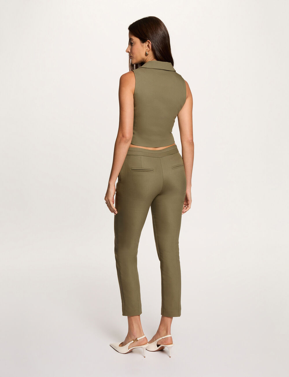 Getailleerd mouwloos vest brons vrouw