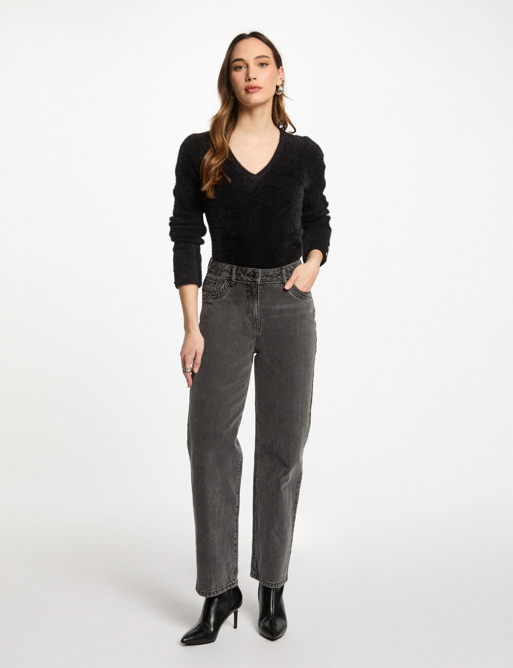 Pull manches longues maille duveteuse noir femme