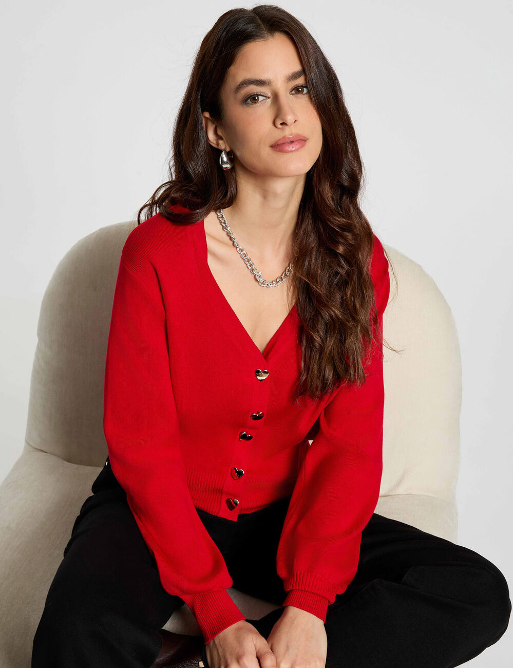 Getailleerd vest met V-hals rood vrouw