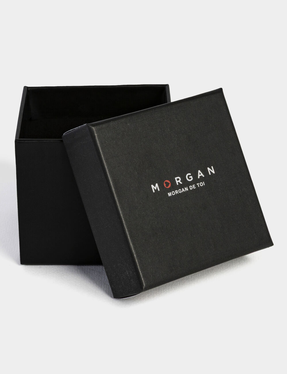 Montre couleur argent femme