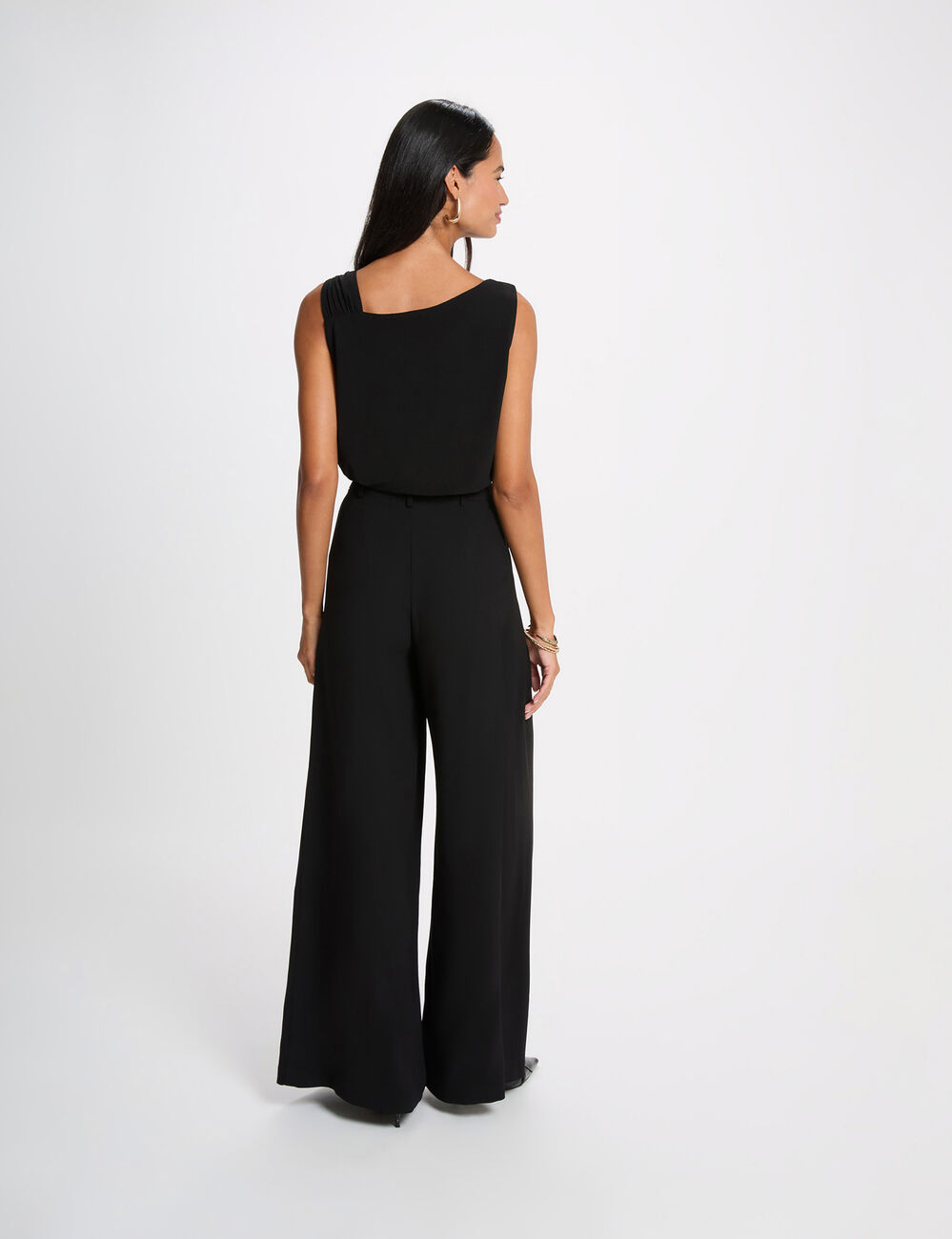 Asymmetrisch T-shirt met sieraad zwart vrouw