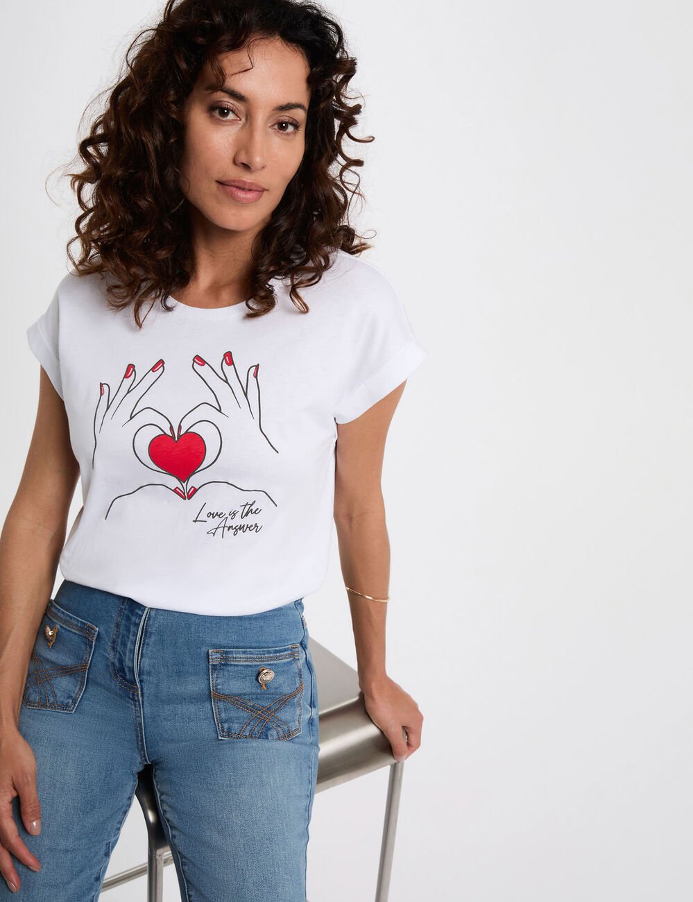 Kort T-shirt met opdruk helder wit vrouw