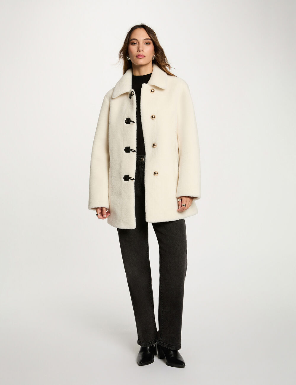 Manteau court fausse fourrure ivoire femme