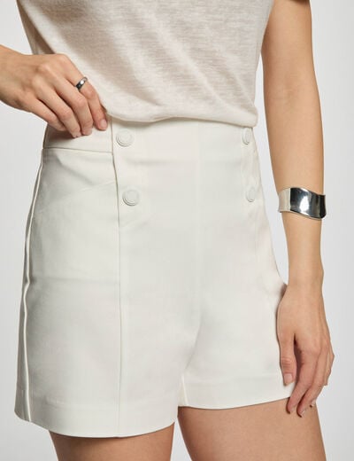 Short droit à pinces blanc femme