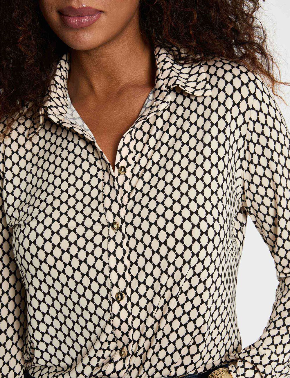 Chemise droite col à revers noir femme