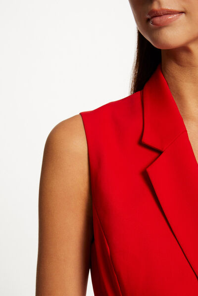 Robe portefeuille ceinturée sans manches rouge femme