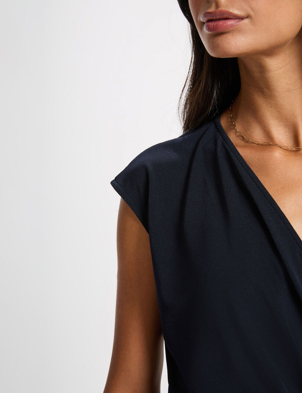 Mouwloze top met V-hals marineblauw vrouw