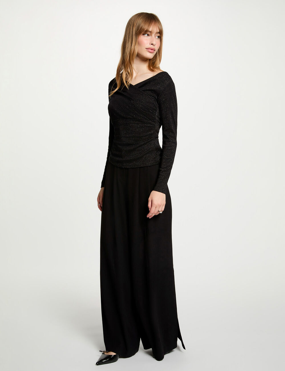 Maille d&eacute;collet&eacute; manches longues noir femme