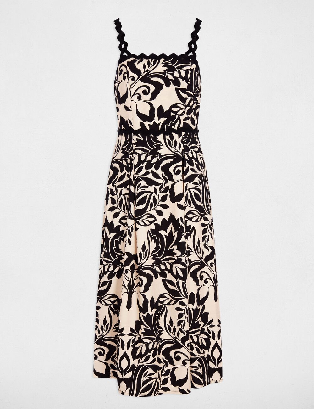 Midirok met vierkante hals. zwart vrouw