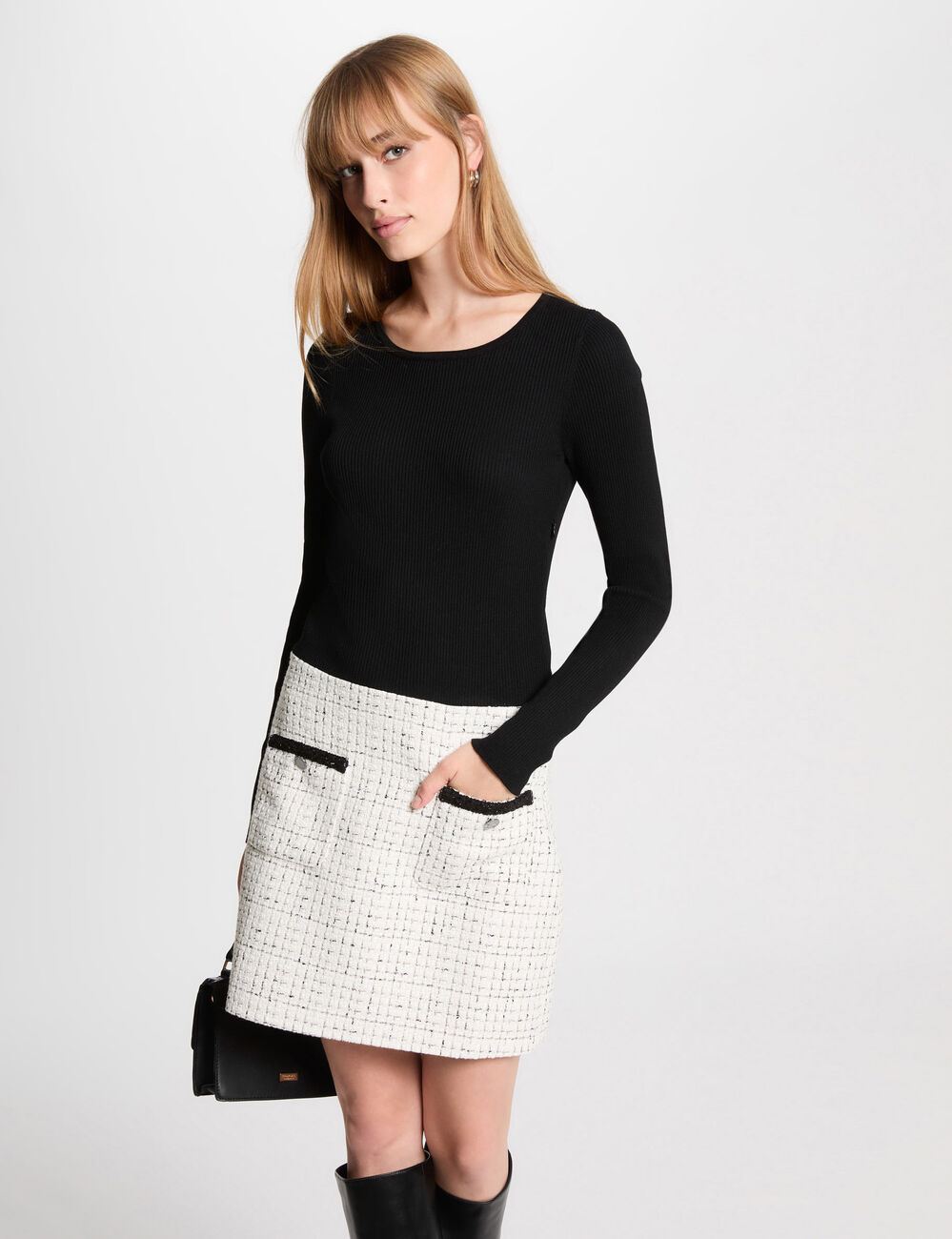 Robe courte ajust&eacute;e blanc femme