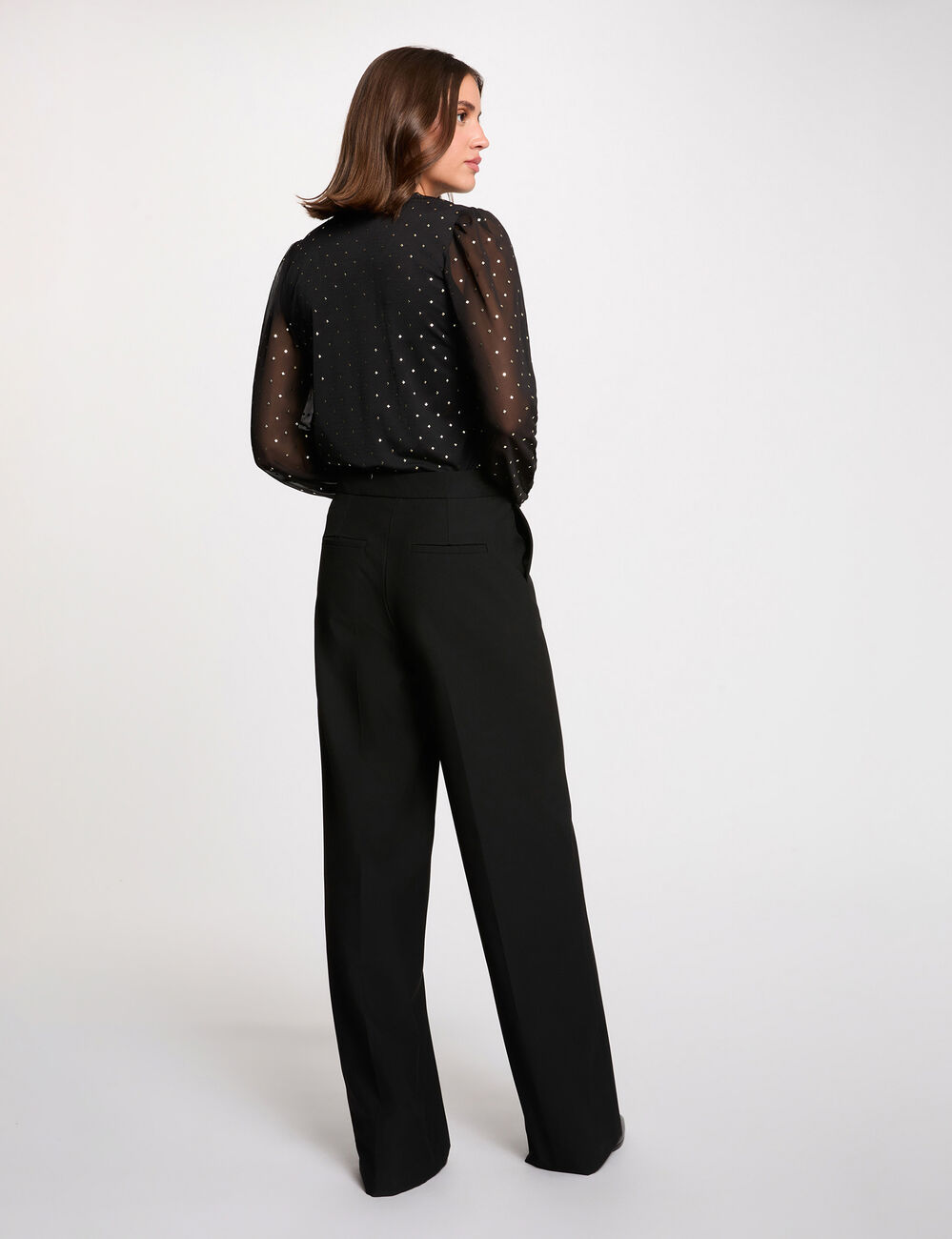 T-shirt met lavallièrekraag zwart vrouw