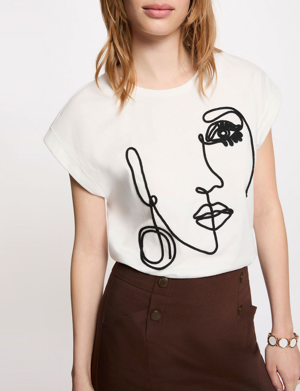 T-shirt met gezichtsborduursel helder wit vrouw