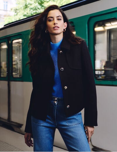 Manteau court boutonné marron foncé femme