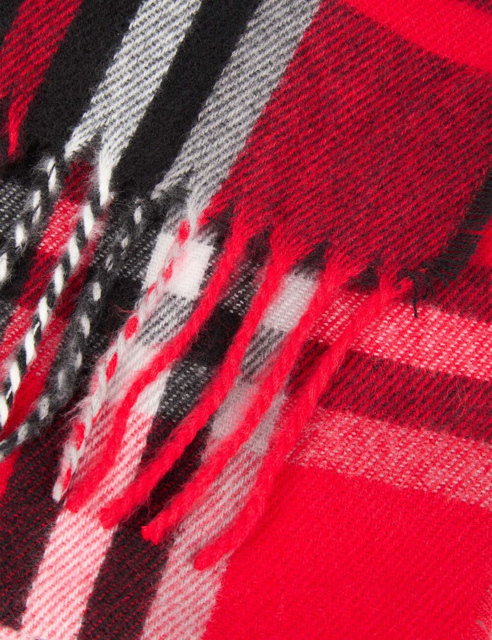 Geruite sjaal rood vrouw