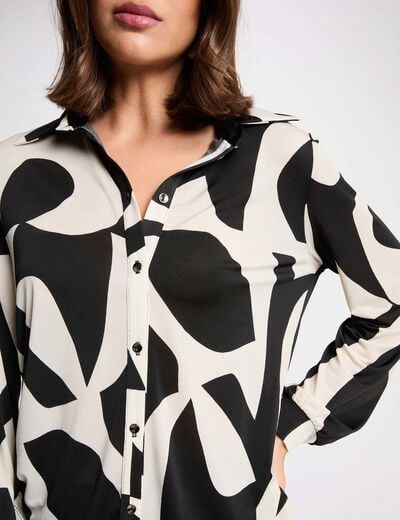 T-shirt met omgeslagen kraag helder wit vrouw