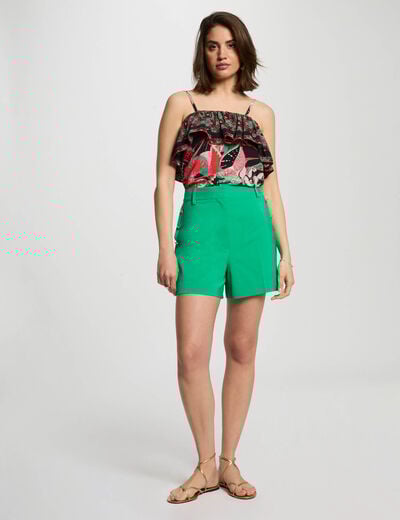 Vlotte short met knopenrij emerald groen vrouw