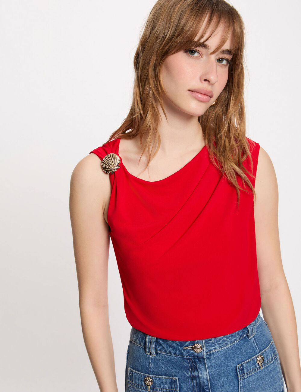 T-shirt col b&eacute;nitier rouge femme