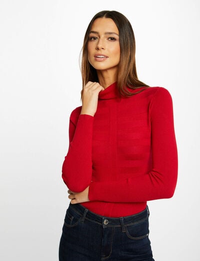 Pull col roul&eacute; ajust&eacute; rouge vin femme