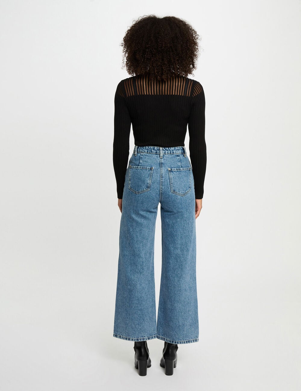 Pull cintr&eacute; noir femme