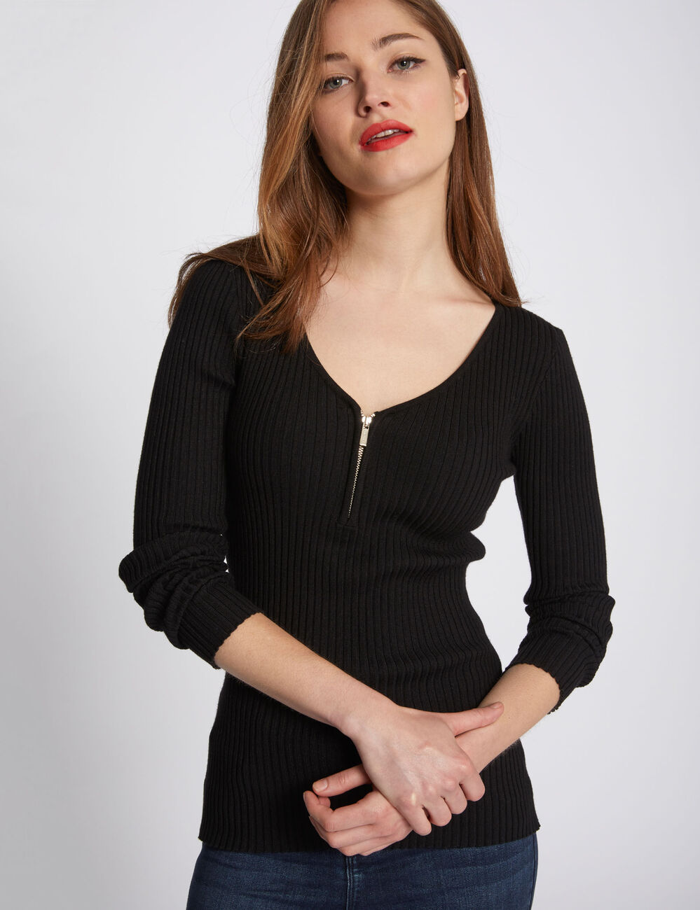 Pull manches longues tricotage en c&ocirc;te noir femme