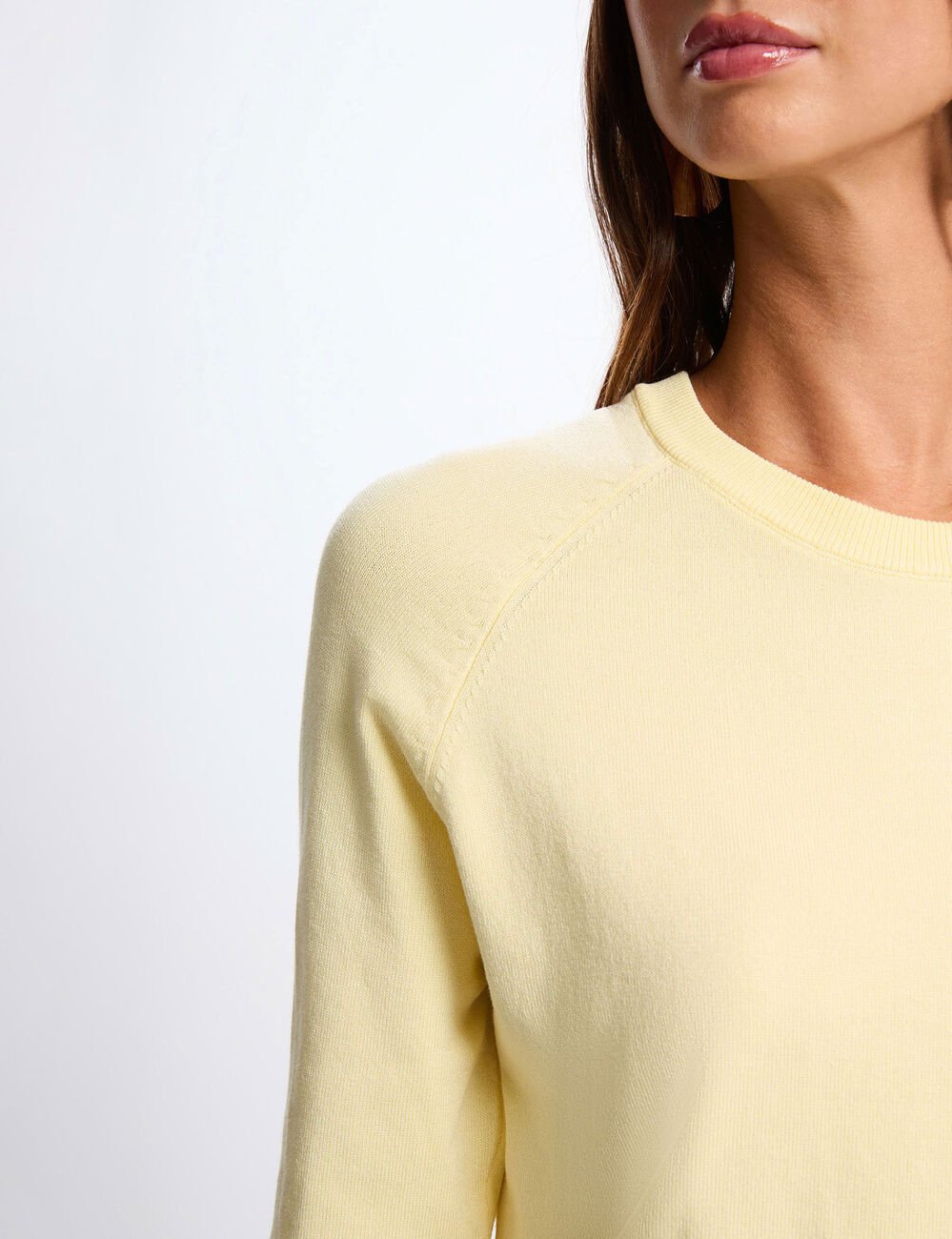 Pull fin ajusté jaune clair femme