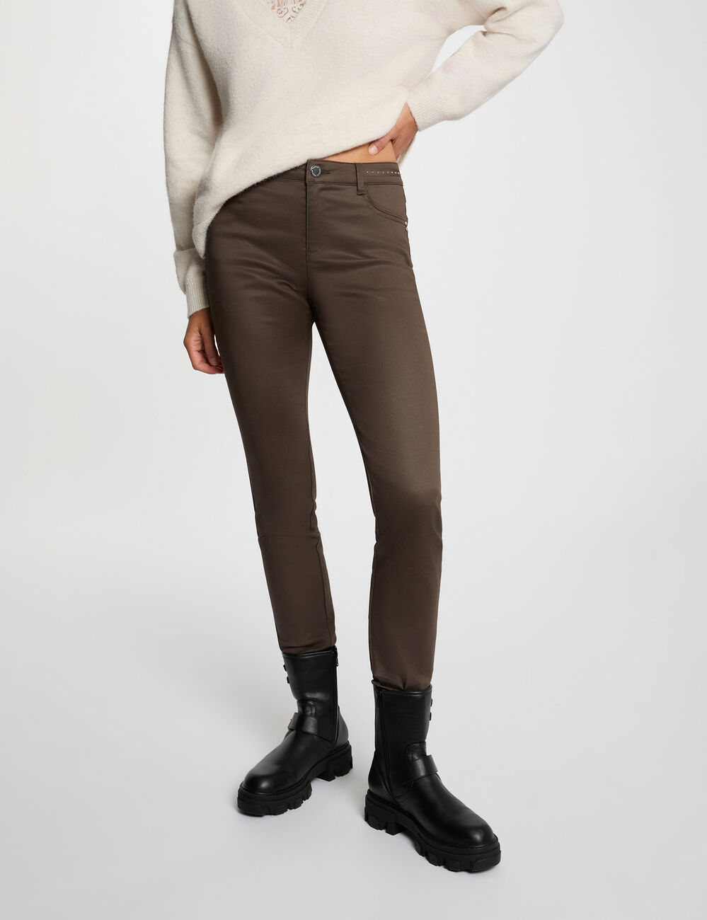 Gecoate slim-fit broek taupe vrouw