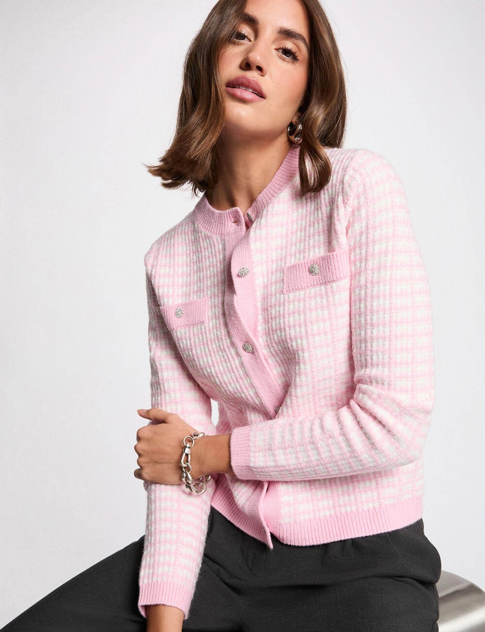 Getailleerd jacquardvest roze vrouw