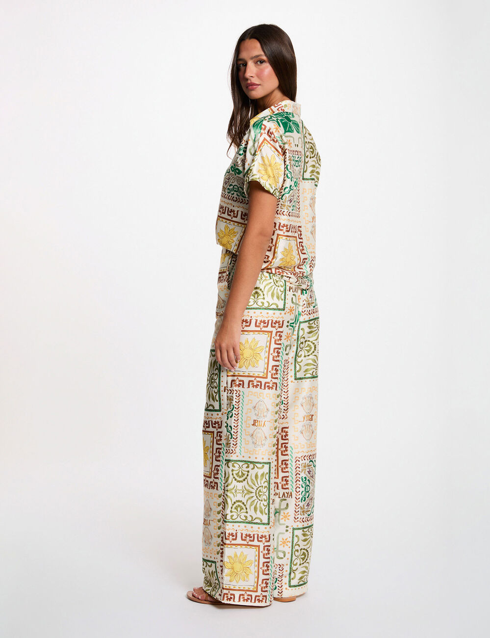 Chemise satin&eacute;e imprim&eacute;e multicolore femme