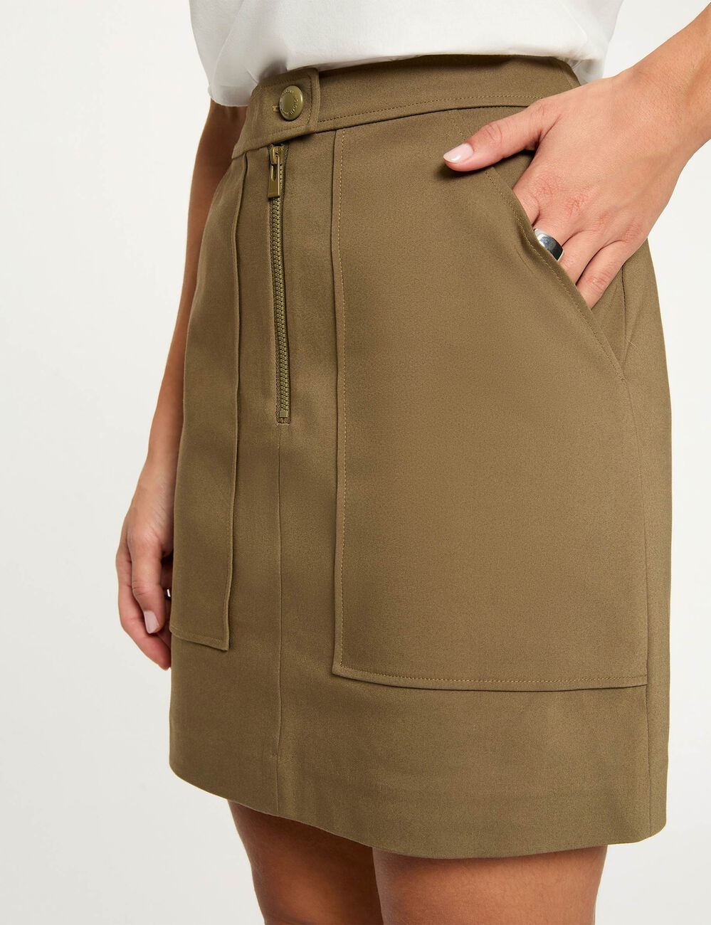 Korte rok met rits brons vrouw