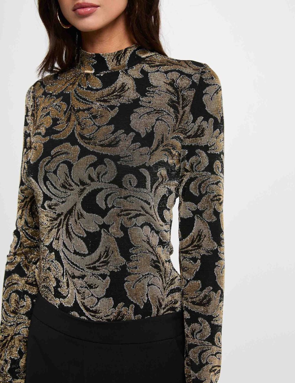 T-shirt met hoge hals zwart vrouw