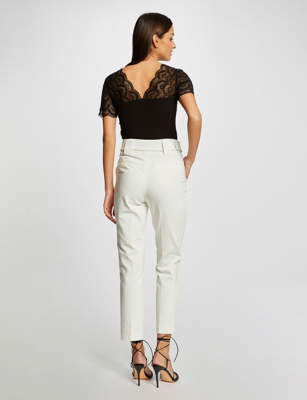 T-shirt manches courtes &agrave; dentelle noir femme