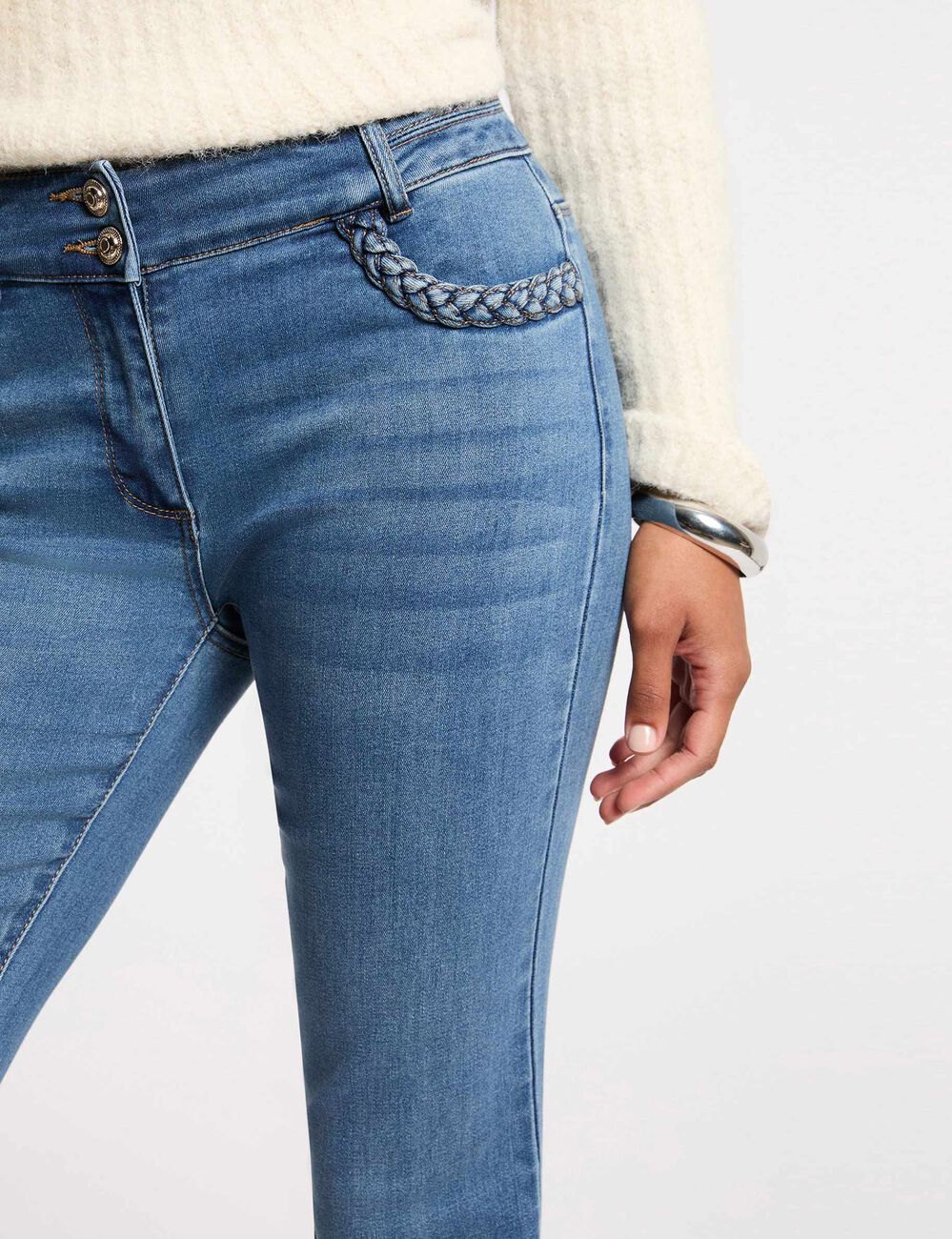 Jean bootcut tress&eacute; denim stone femme