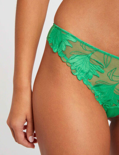 Tanga en dentelle vert femme