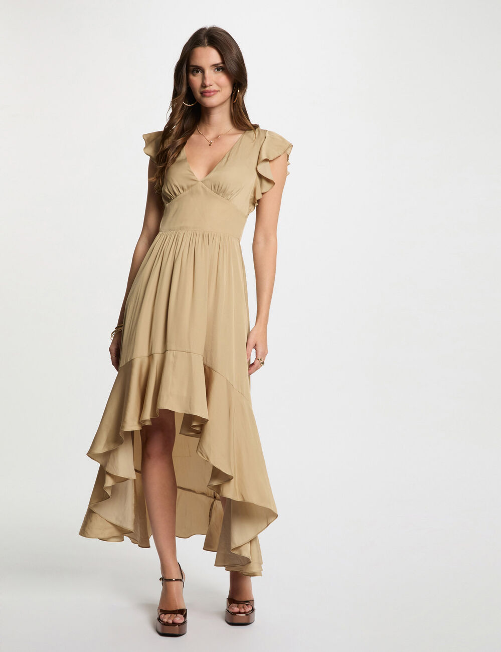 Lange rechte jurk met satijnlook beige vrouw