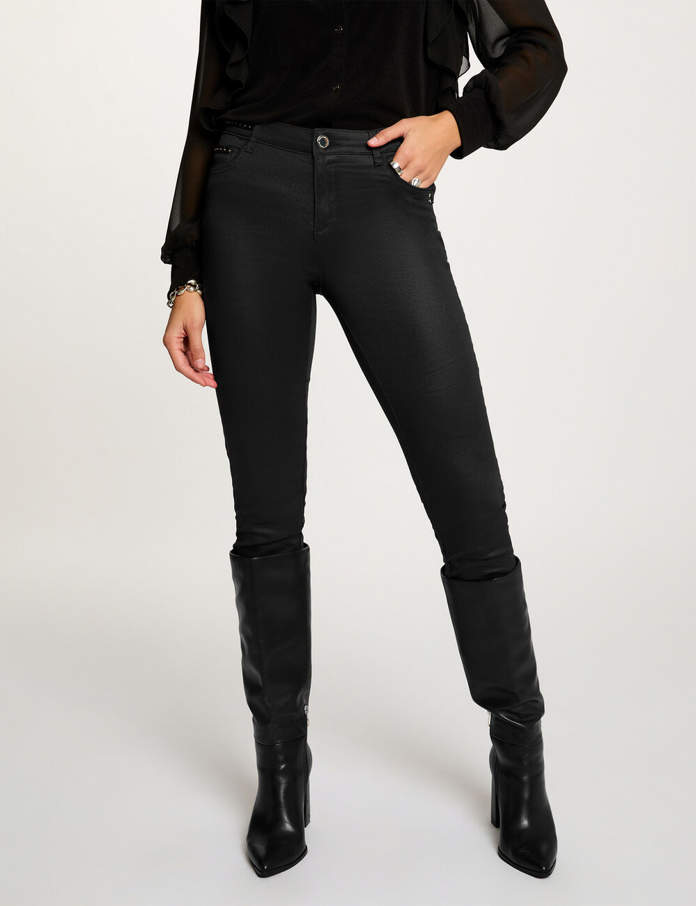 pantalon slim enduit noir femme Pantalon slim enduit noir femme