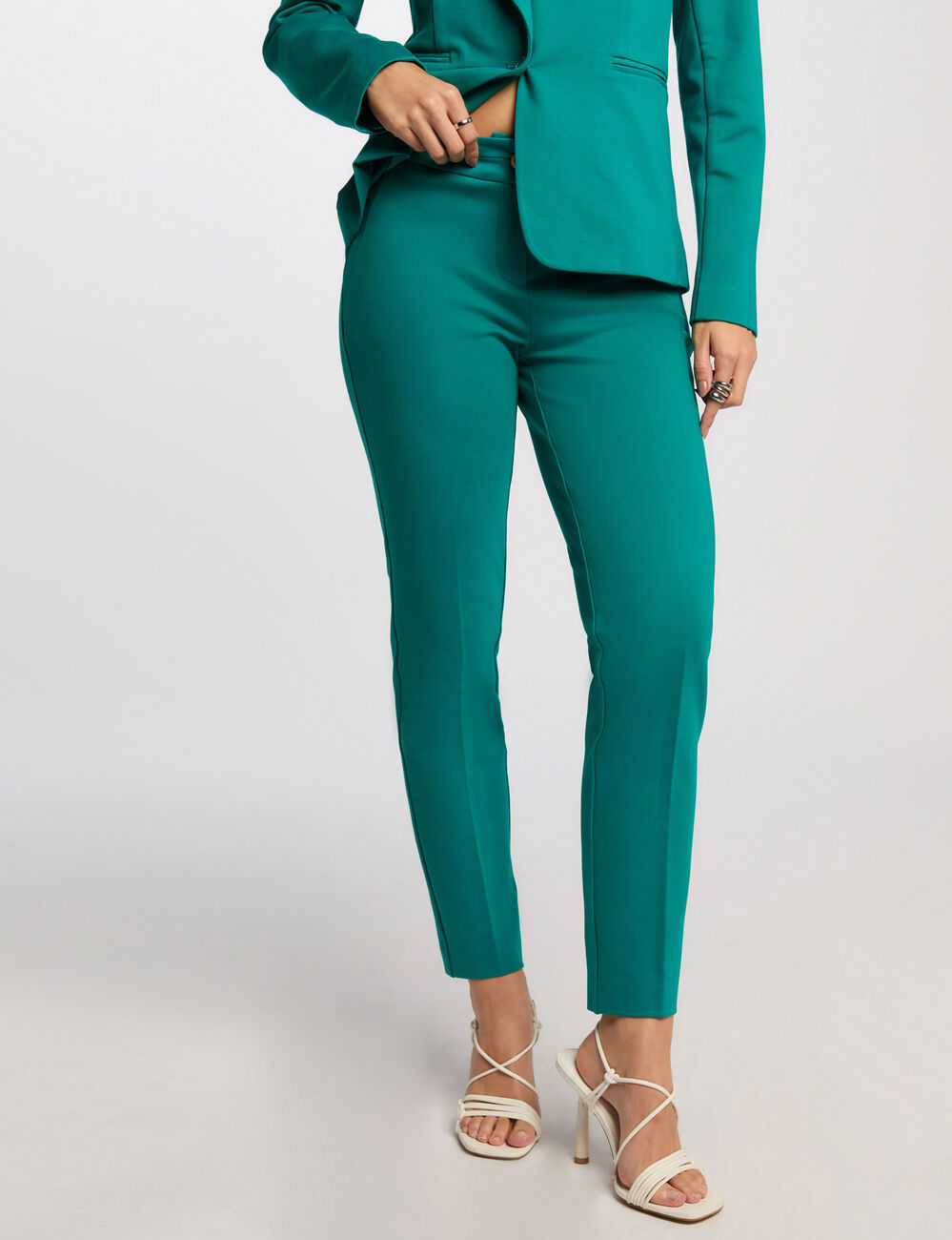 Sigaretbroek met plooien turkooisblauw vrouw