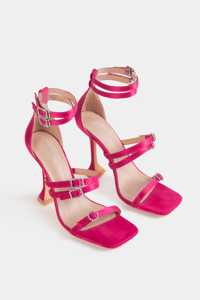 Sandalen met hak en juweeldetails roze vrouw