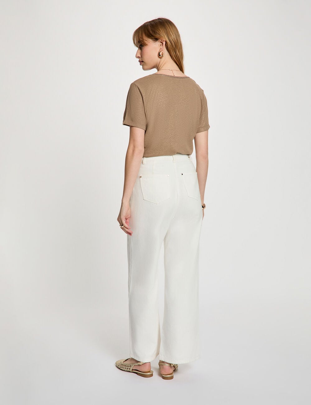 T-shirt col v perl&eacute; taupe femme