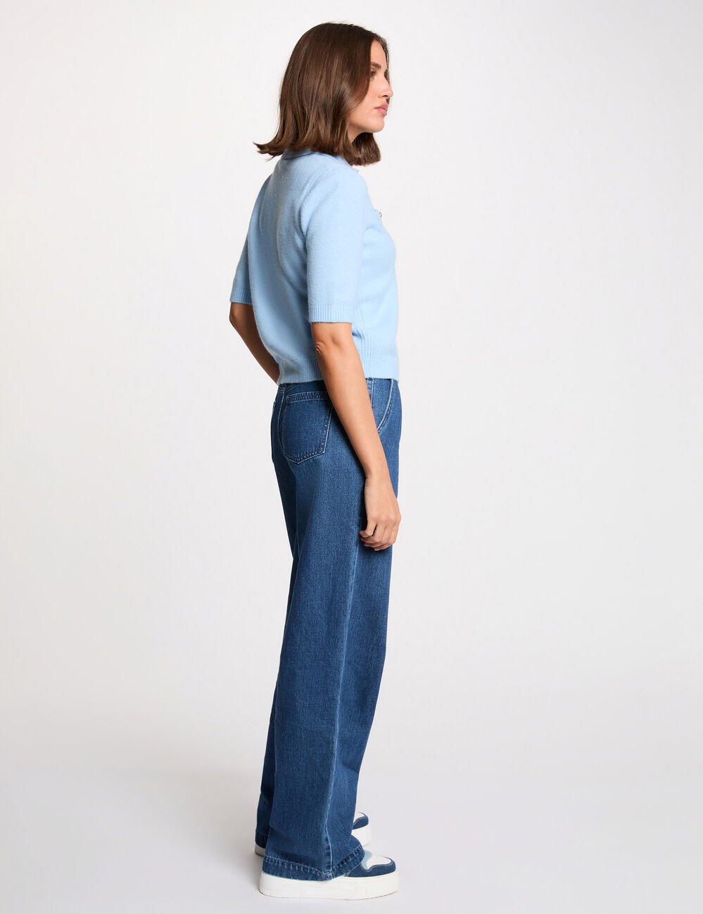 Pull ajust&eacute; col &agrave; revers bleu clair femme