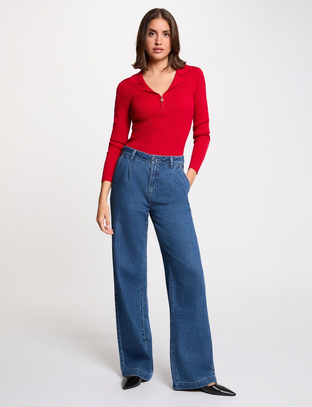 Pull ajust&eacute; col tailleur rouge femme