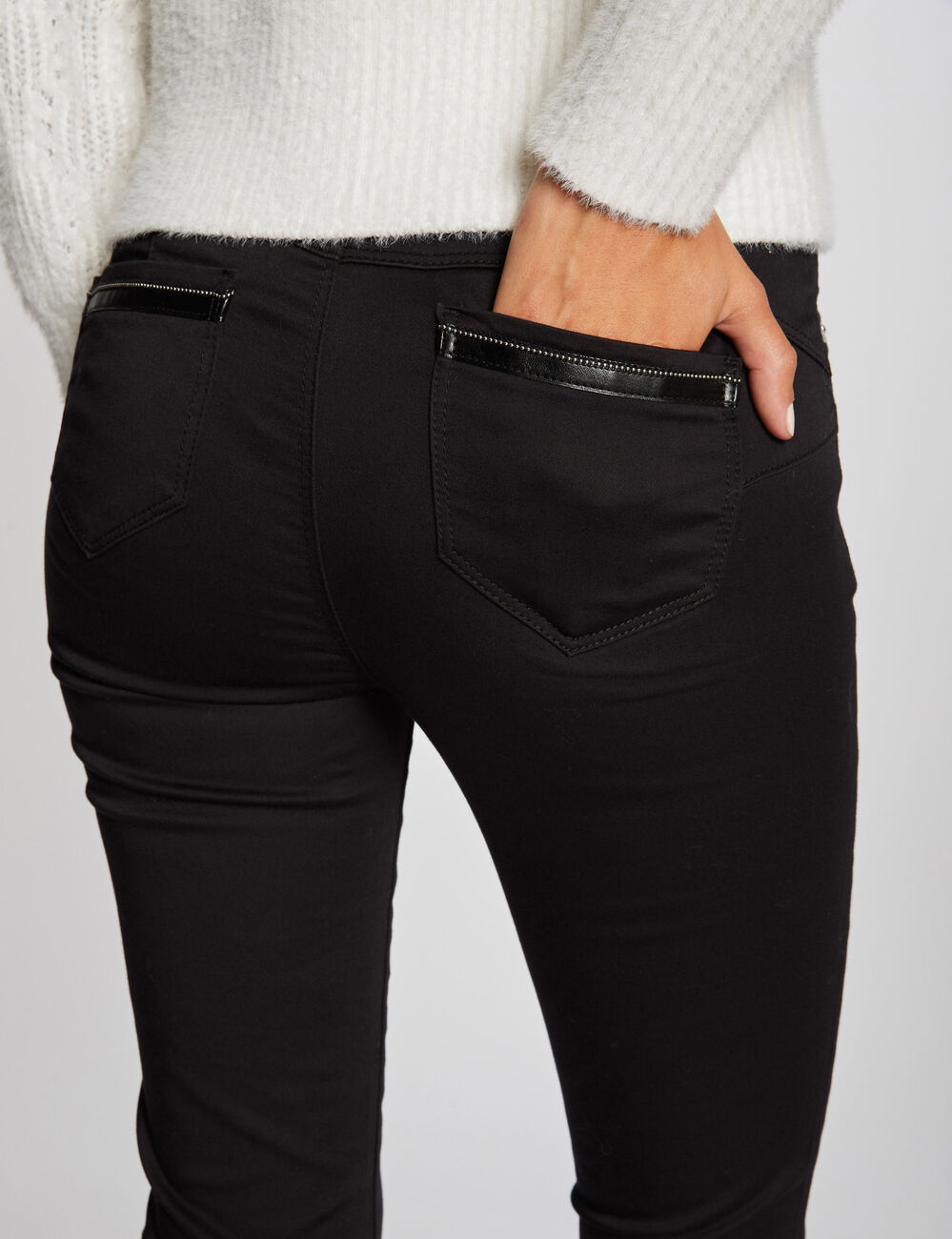 Pantalon slim satin noir femme