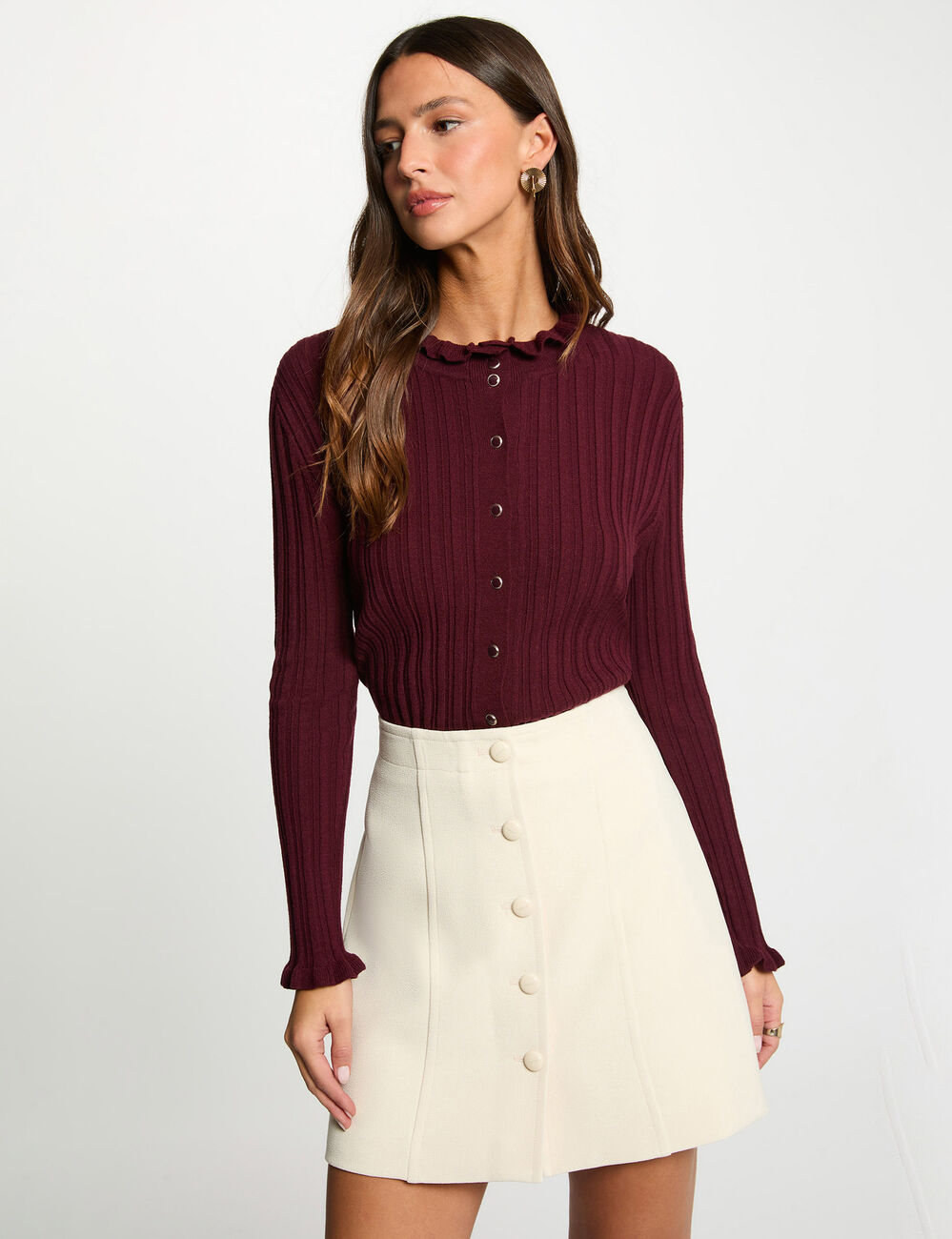 Jupe courte ajust&eacute;e creme femme