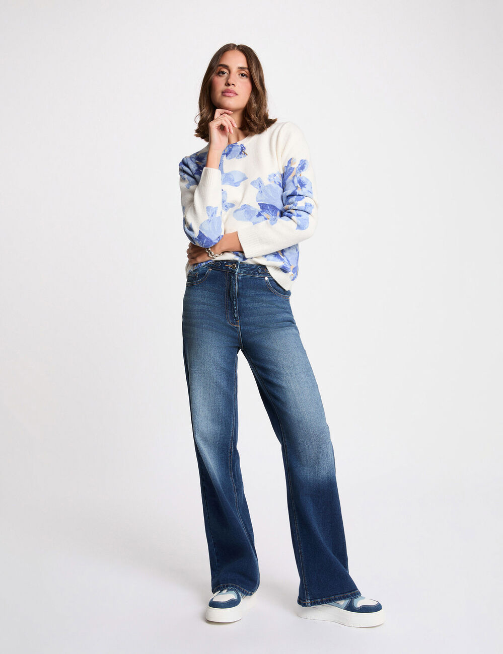 Pull imprim&eacute; floral bleu ciel femme