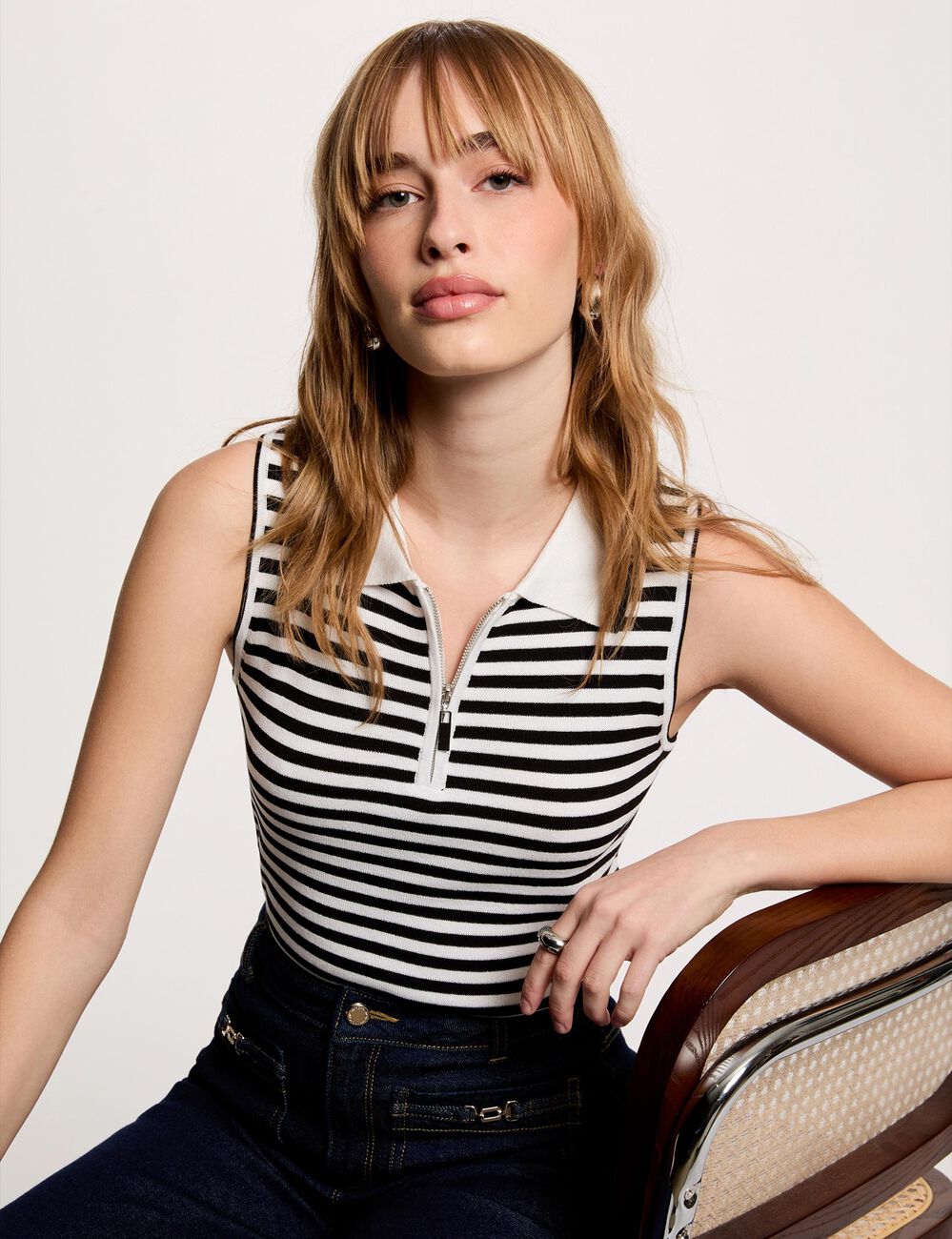 Pull ajust&eacute; col &agrave; revers blanc femme