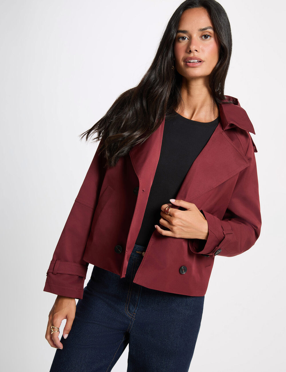 Korte trench met capuchon bordeaux vrouw